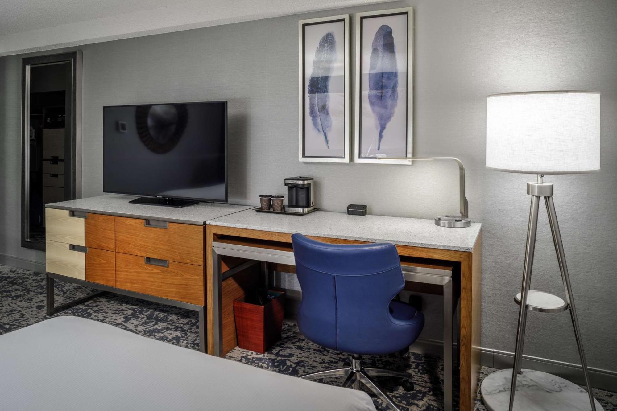Doubletree By Hilton Hotel Denveri nemzetközi repülőtér Kültér fotó