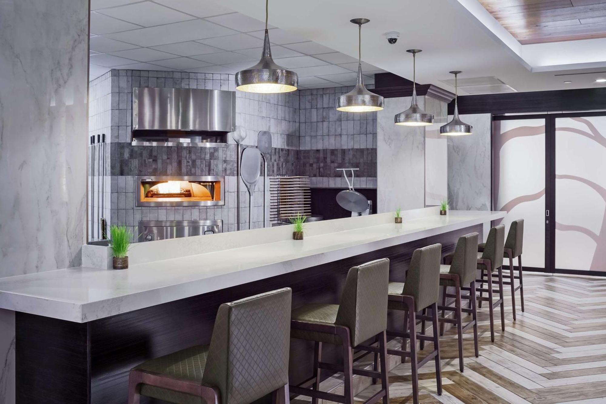 Doubletree By Hilton Hotel Denveri nemzetközi repülőtér Kültér fotó