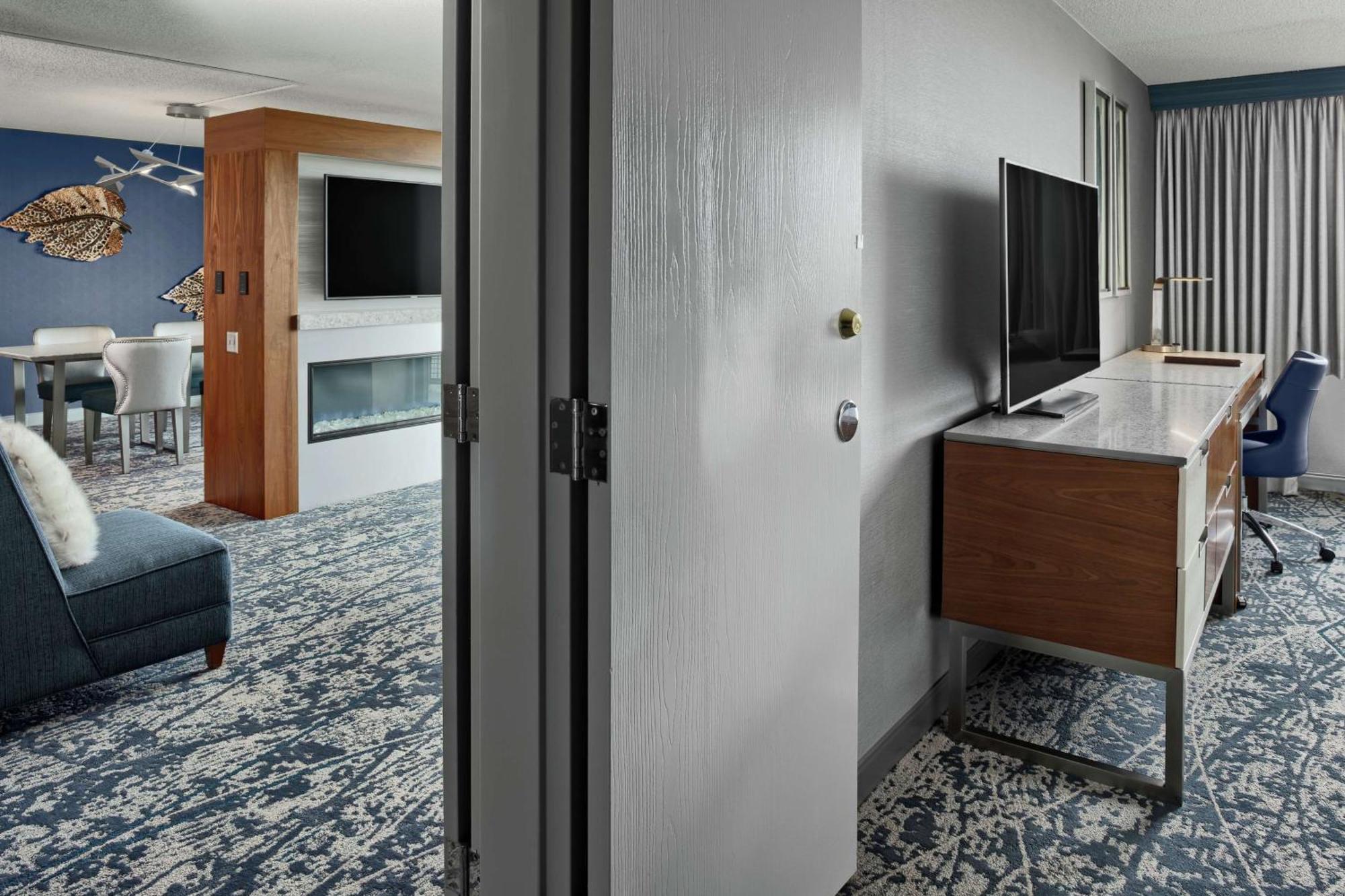 Doubletree By Hilton Hotel Denveri nemzetközi repülőtér Kültér fotó