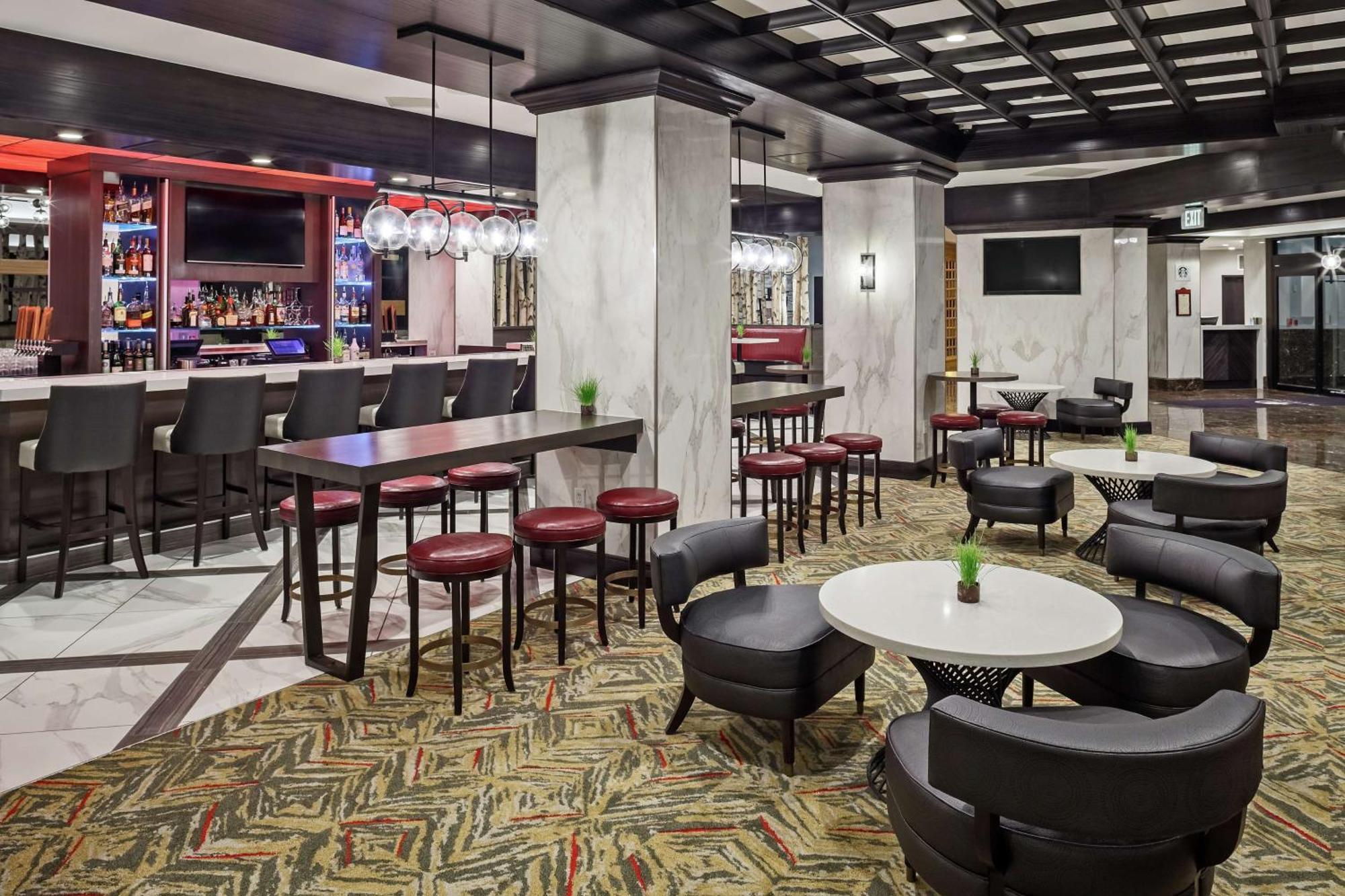 Doubletree By Hilton Hotel Denveri nemzetközi repülőtér Kültér fotó
