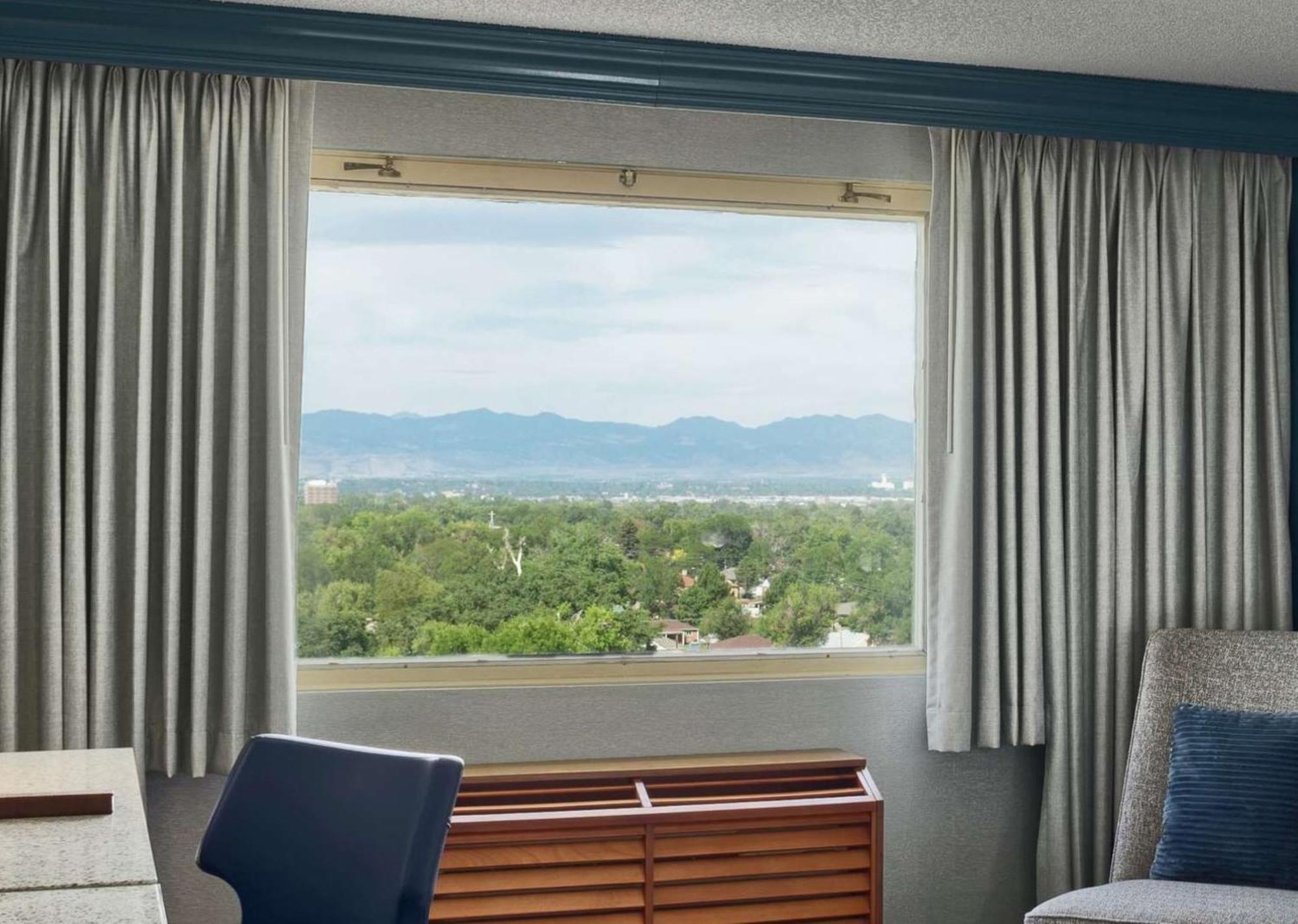 Doubletree By Hilton Hotel Denveri nemzetközi repülőtér Kültér fotó
